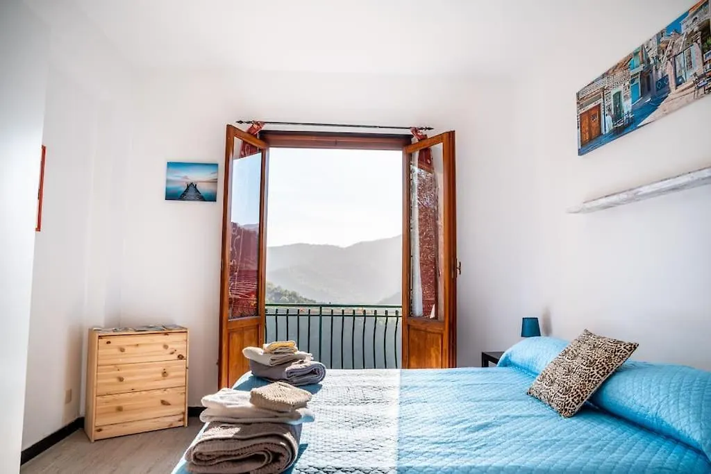 Holiday home Rainbow House- With Jacuzzi-Wifi-Garden-Balcony-Parking Villa Avegno