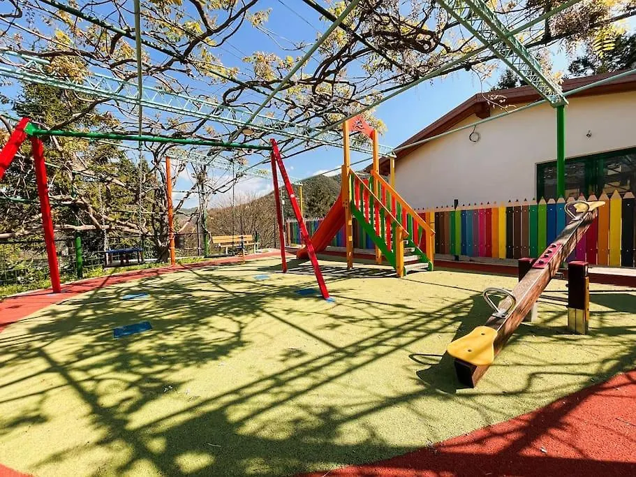 Rainbow House- With Jacuzzi-Wifi-Garden-Balcony-Parking Villa Avegno